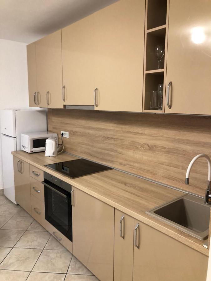 Apartmani Lime Petrovac Exterior photo
