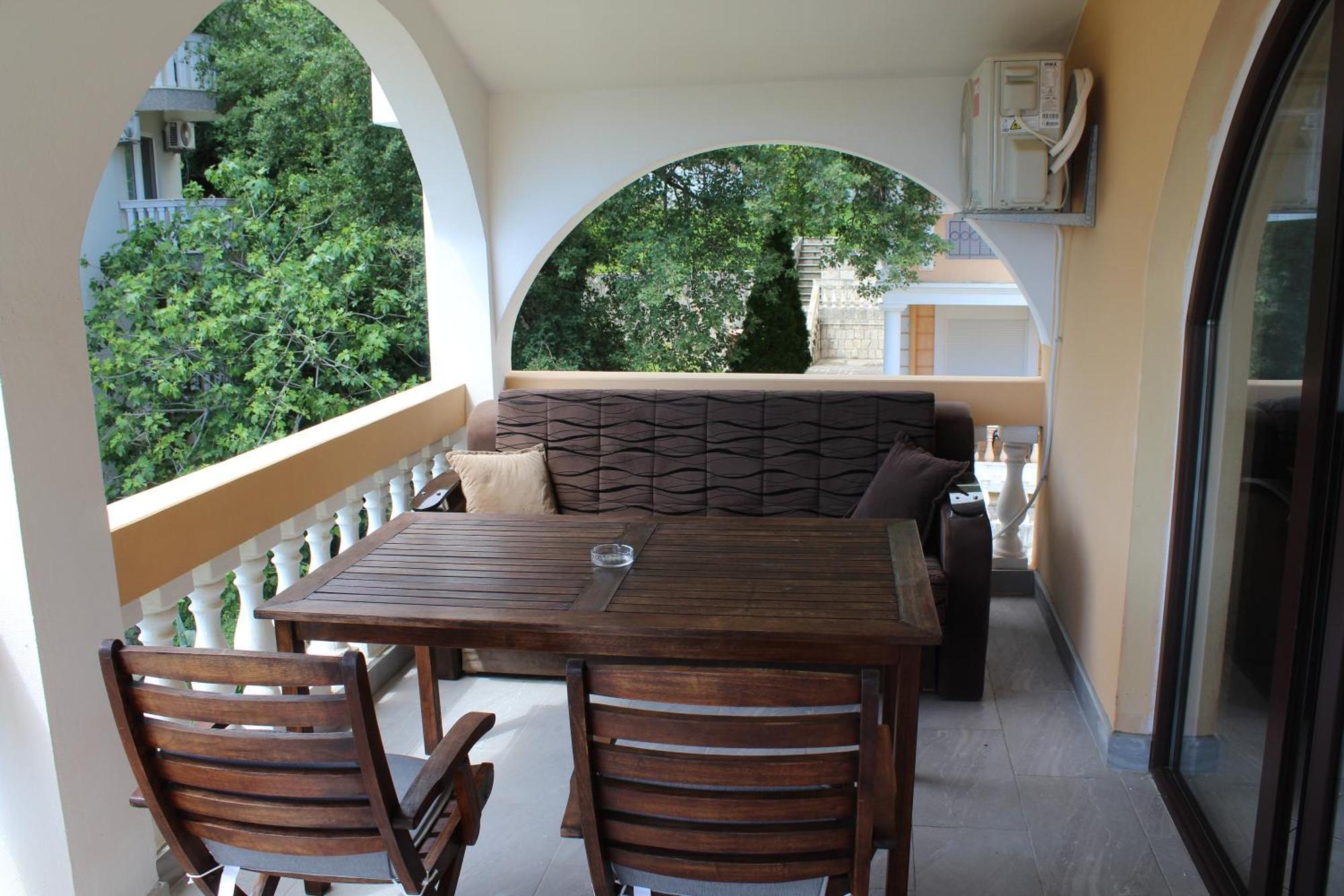 Apartmani Lime Petrovac Exterior photo